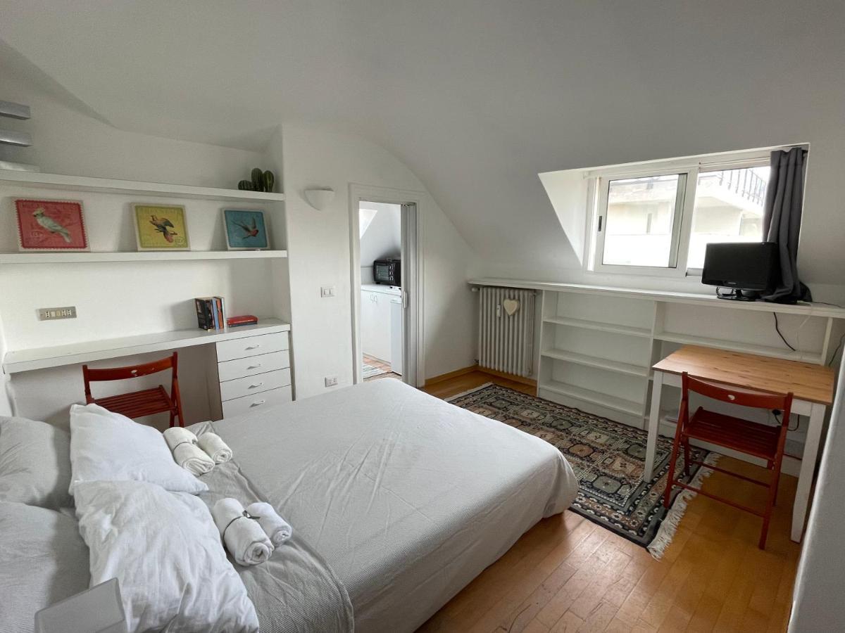 דירות מילאנו Tortona Tiny Attic Directly Connected To Duomo מראה חיצוני תמונה